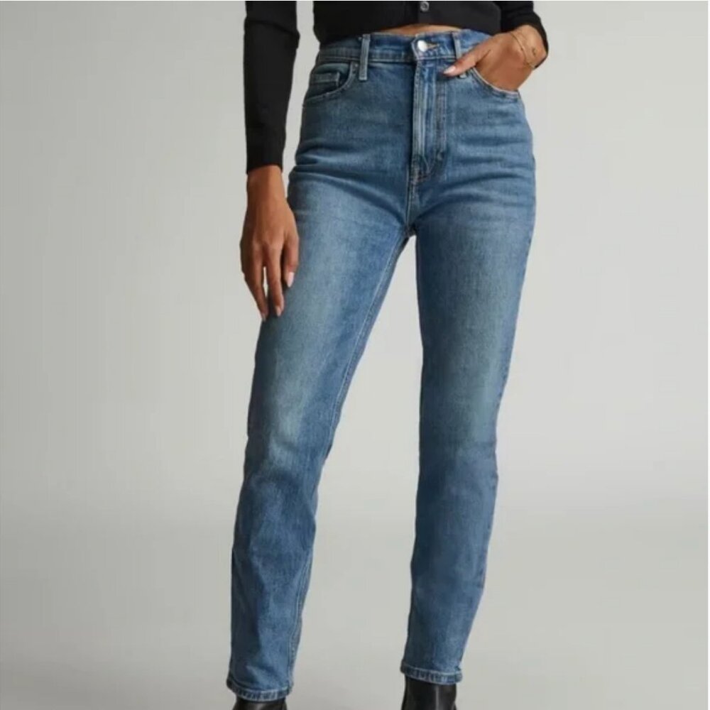 Everlane The Cheeky® Jean crop raw hem